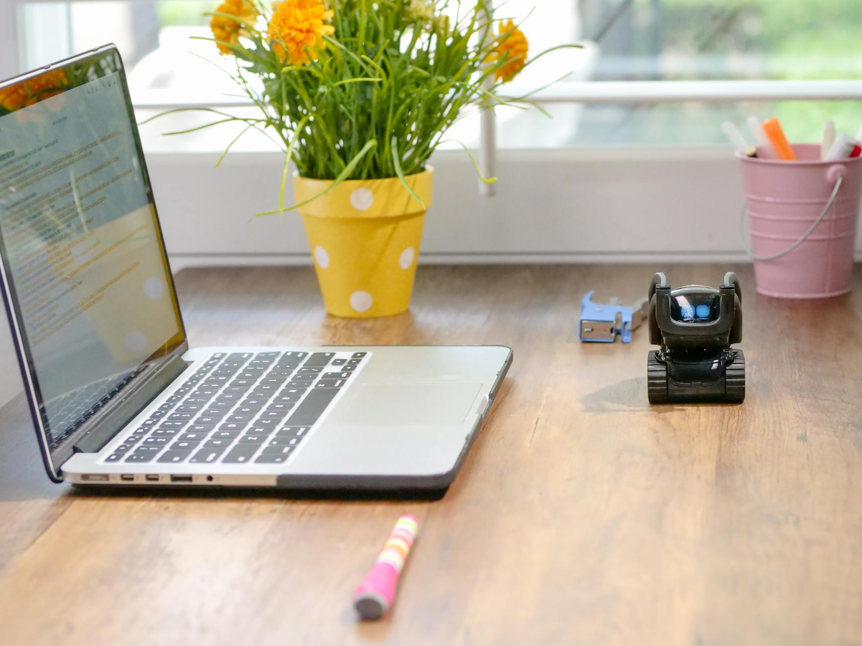 Unraveling the AI Revolution: Daily Insights for Tech Enthusiasts